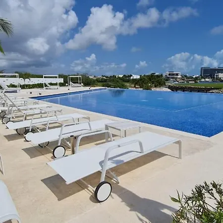 Marea Puerto Cancun, Brand New Condo, Amazing View